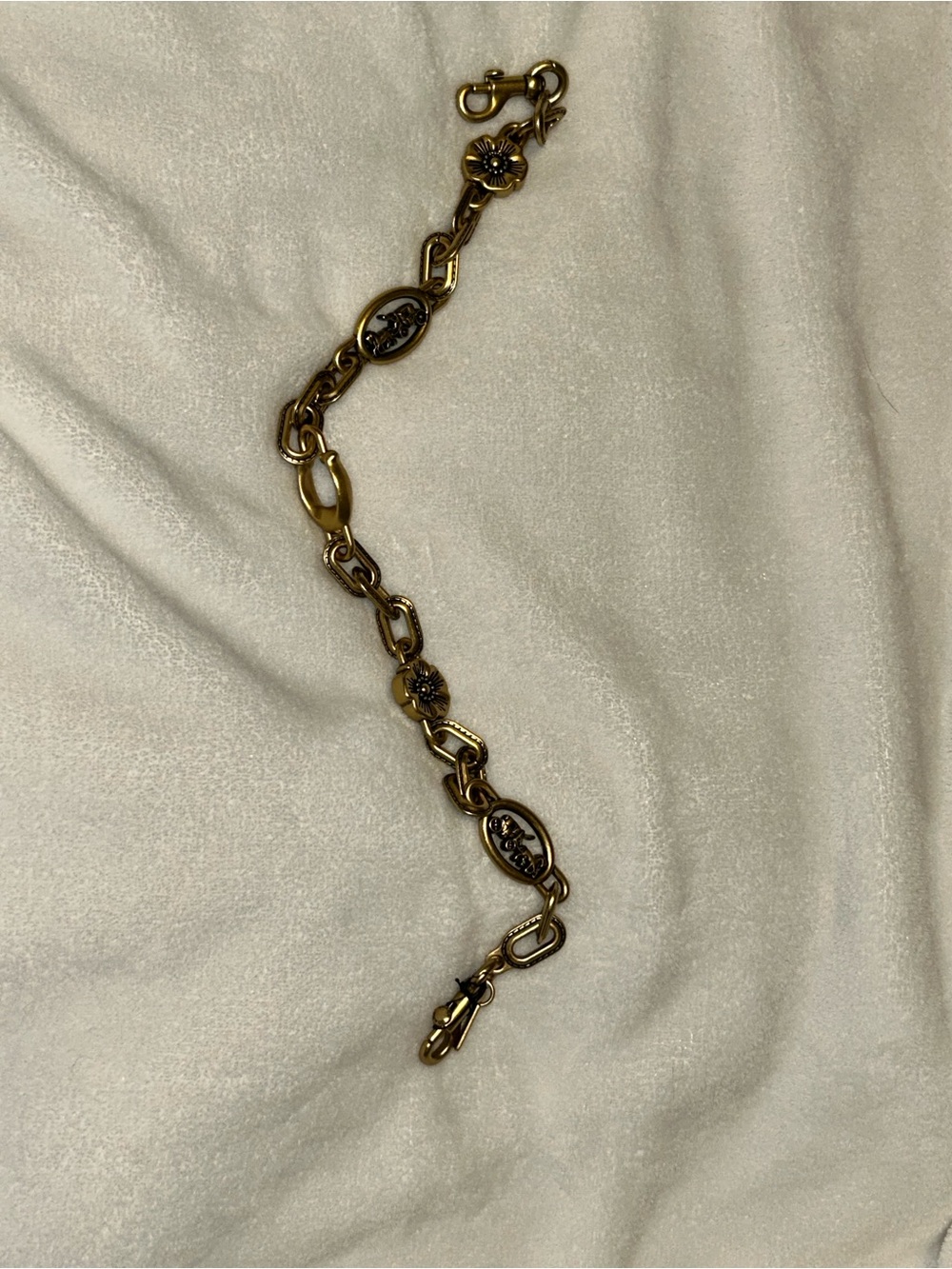 Coach Horse And Carriage Chain Strap - Picture 6 of 7